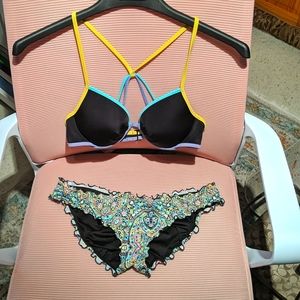 Victoria's Secret Bikini Set